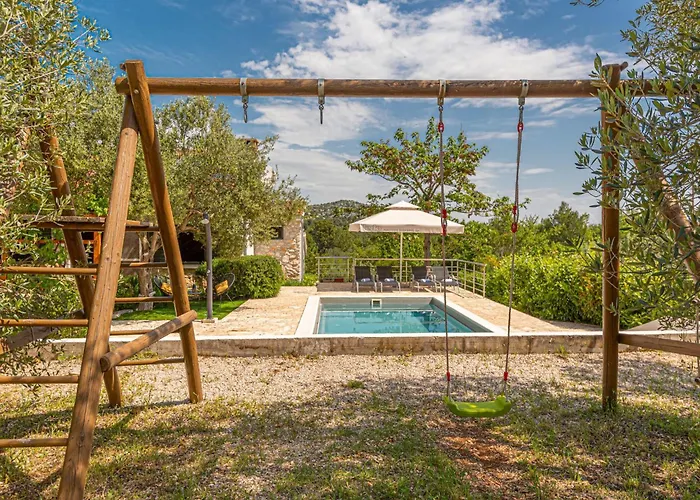 Okit By Interhome Vikendica